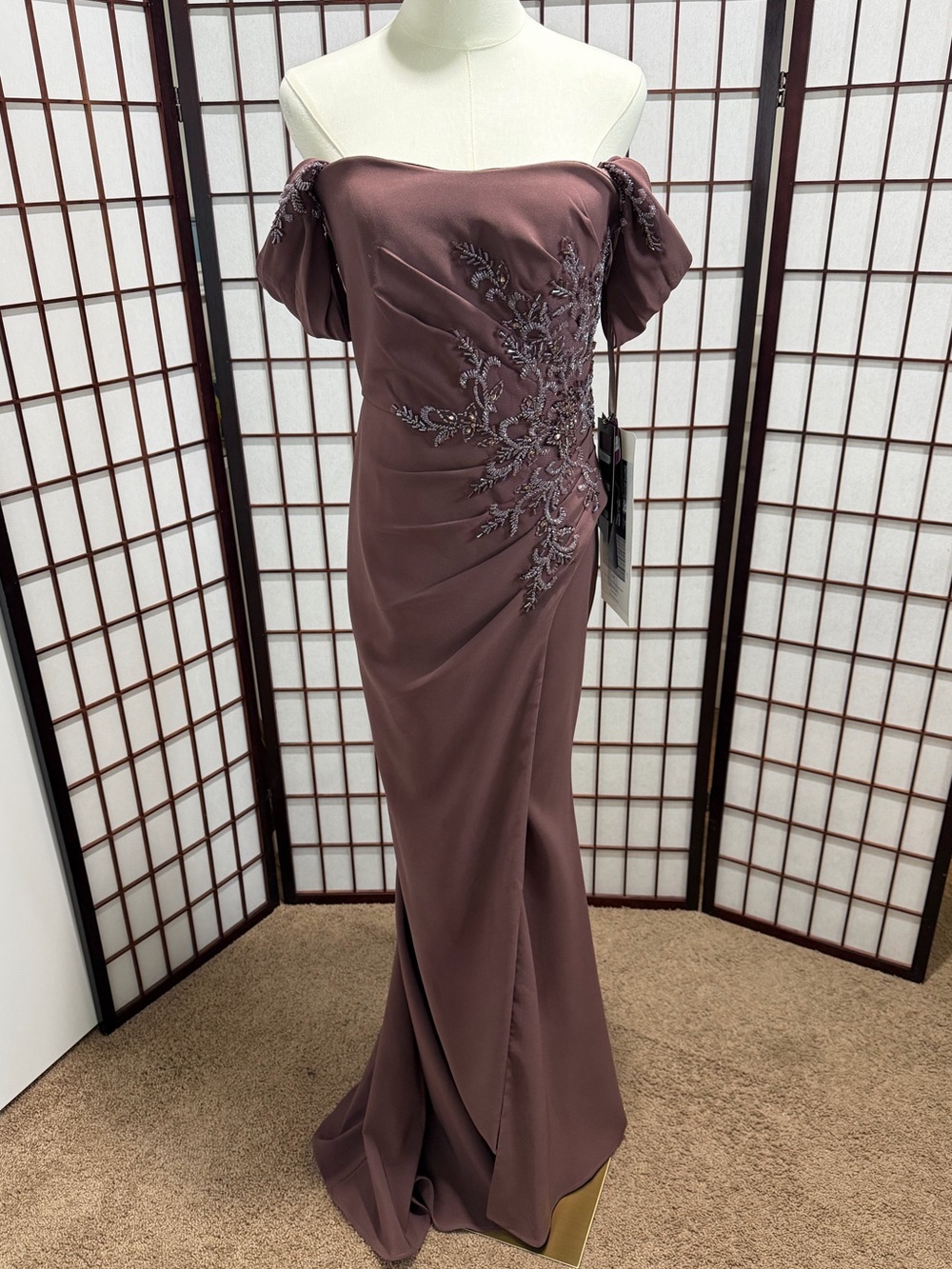 MGNY Designer Formal Gown Size 4 – New w/ Tags Rosewood Beaded Evening Dress